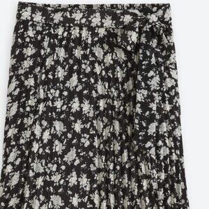 Saige Pleated Midi Skirt